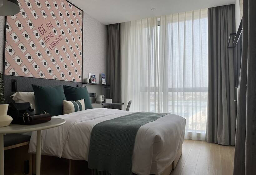 Lyf By Ascott Hongqiao Shanghai Necc