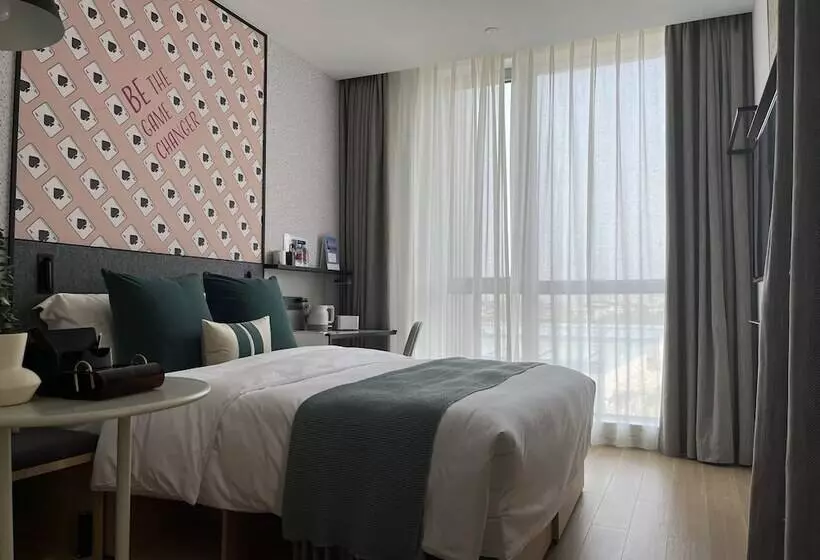 Lyf By Ascott Hongqiao Shanghai Necc