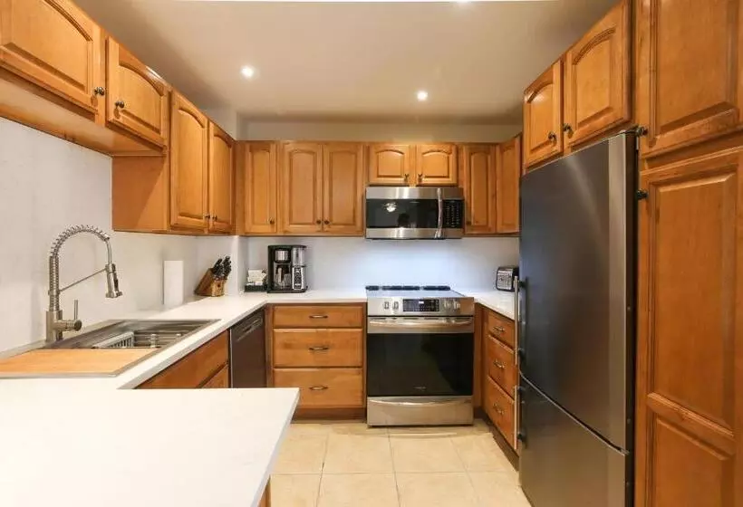 Hotelli Bungalows At Windsong On The Reef