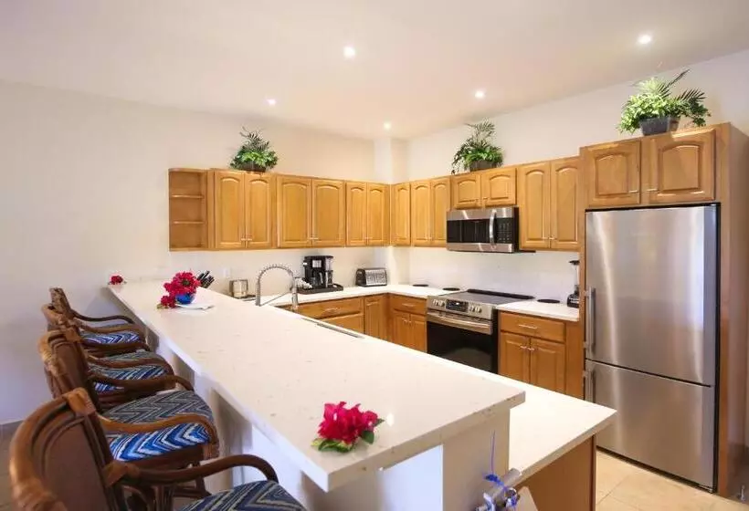 Hotelli Bungalows At Windsong On The Reef