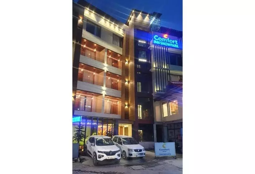 هتل Comfort Inn Snow Park, Manali