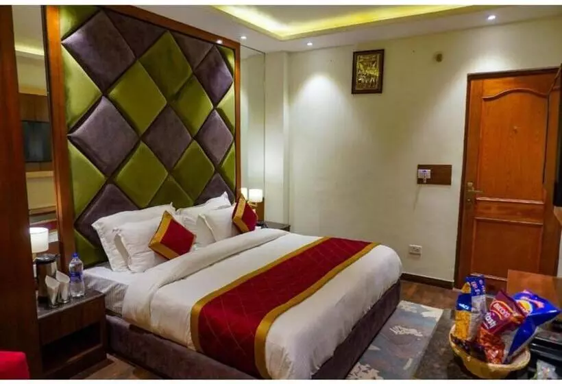 هتل Comfort Inn Snow Park, Manali