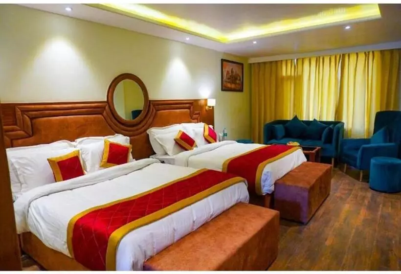 هتل Comfort Inn Snow Park, Manali