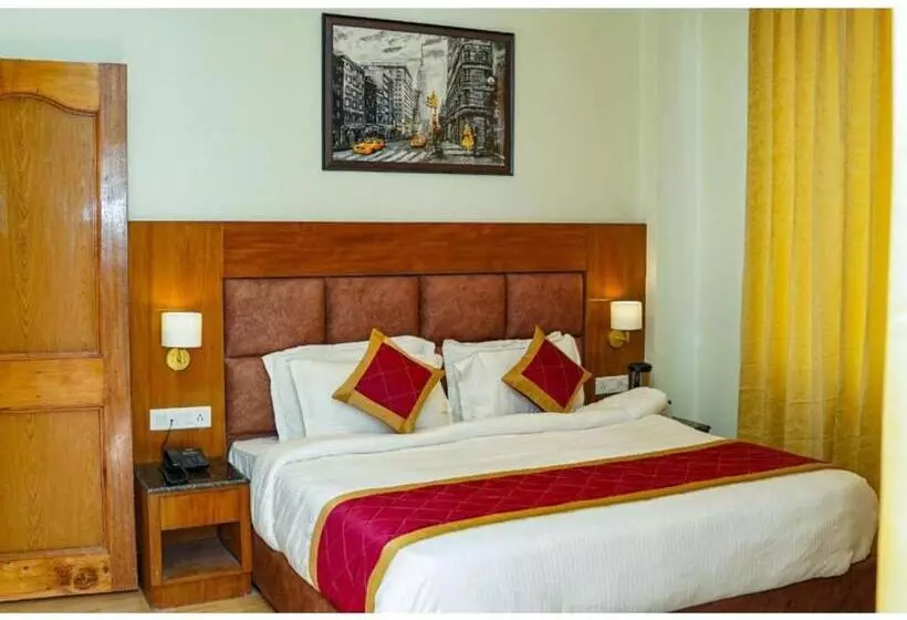 هتل Comfort Inn Snow Park, Manali
