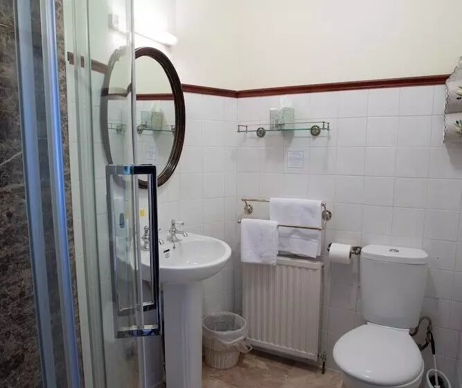 Hotel Fines Bayliwick