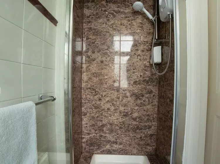 Hotel Fines Bayliwick