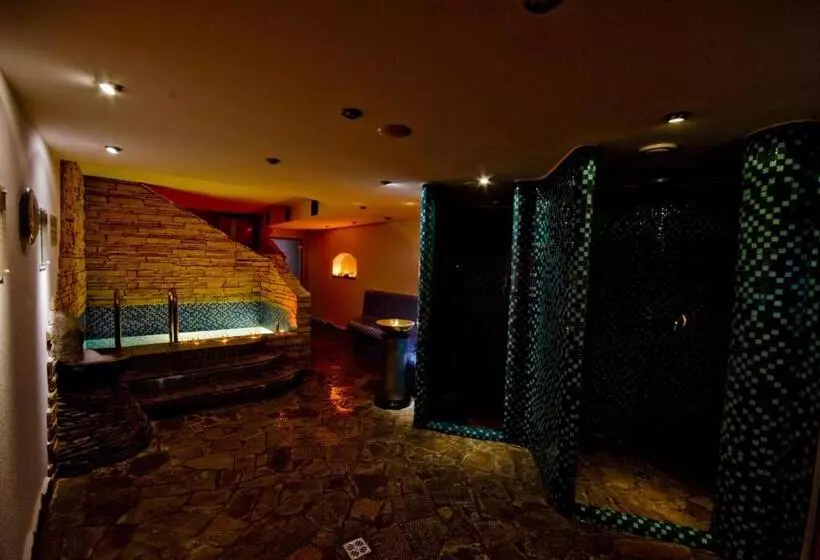 בית מלון כפרי Horal