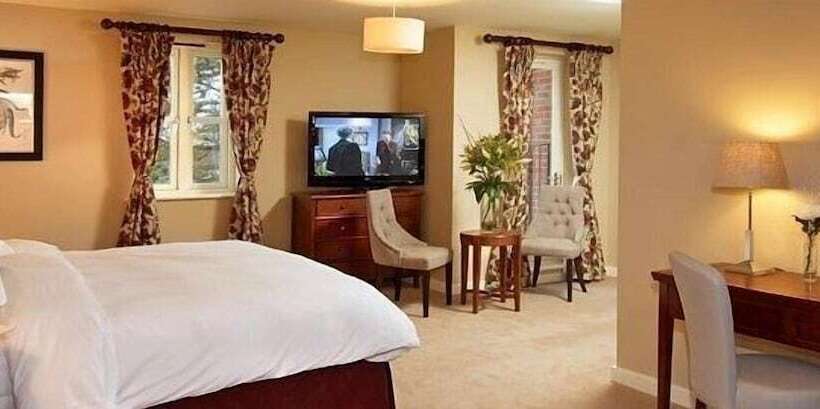 Отель Mercure Thame Lambert