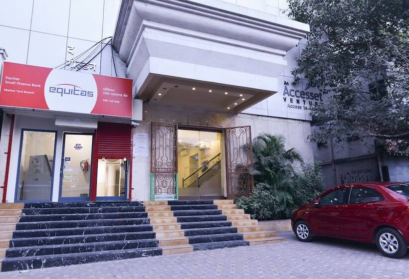 Отель Mint Salisbury Park