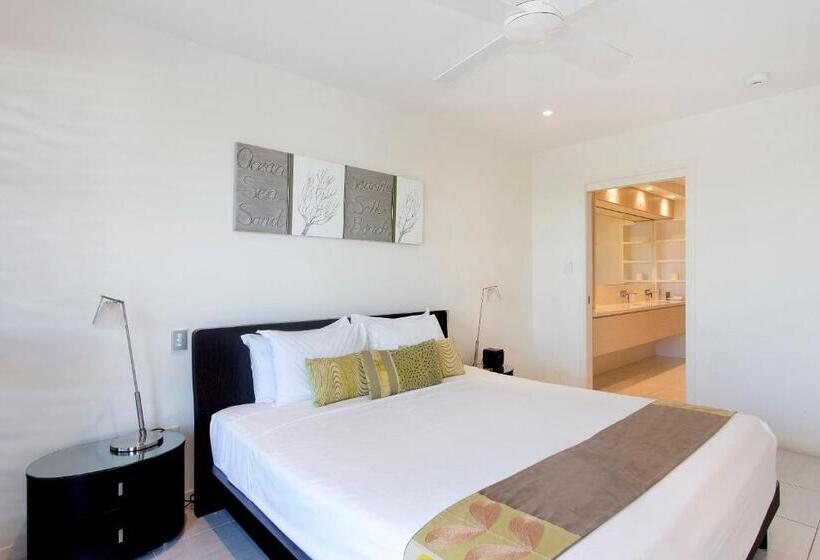 ホテル Offshore Noosa Resort