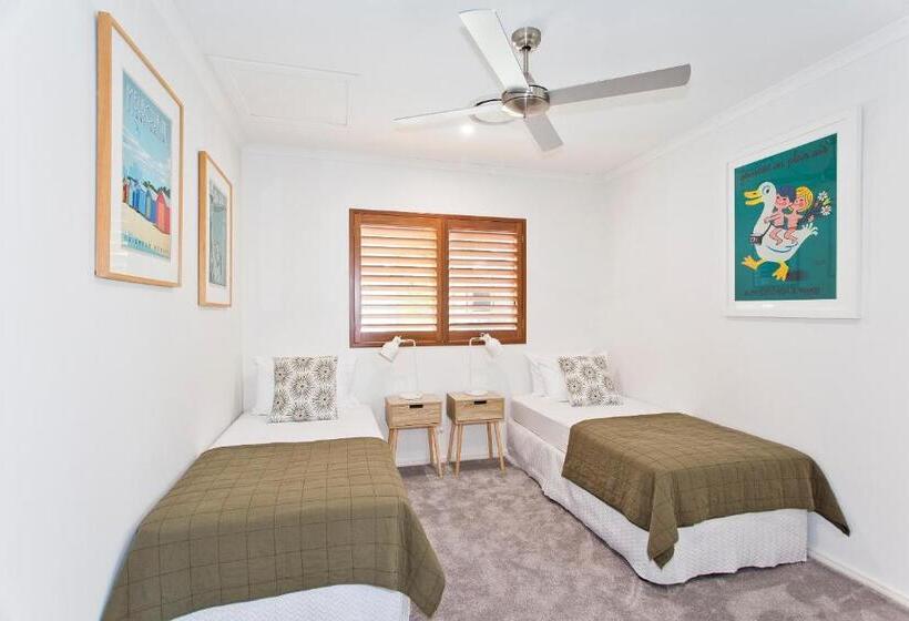 ホテル Offshore Noosa Resort