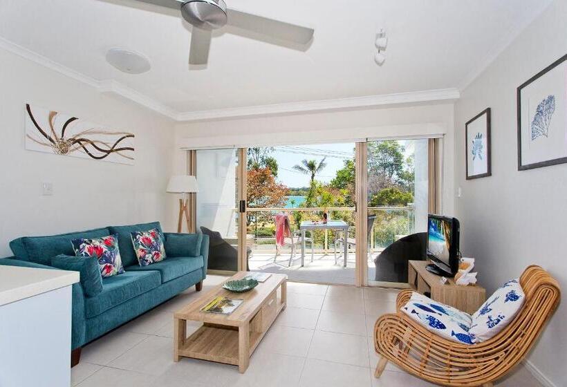 ホテル Offshore Noosa Resort