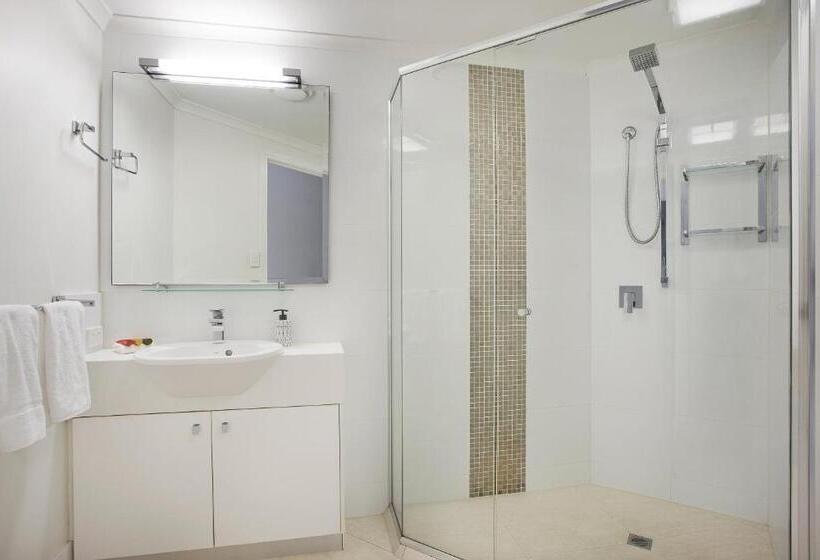 ホテル Offshore Noosa Resort