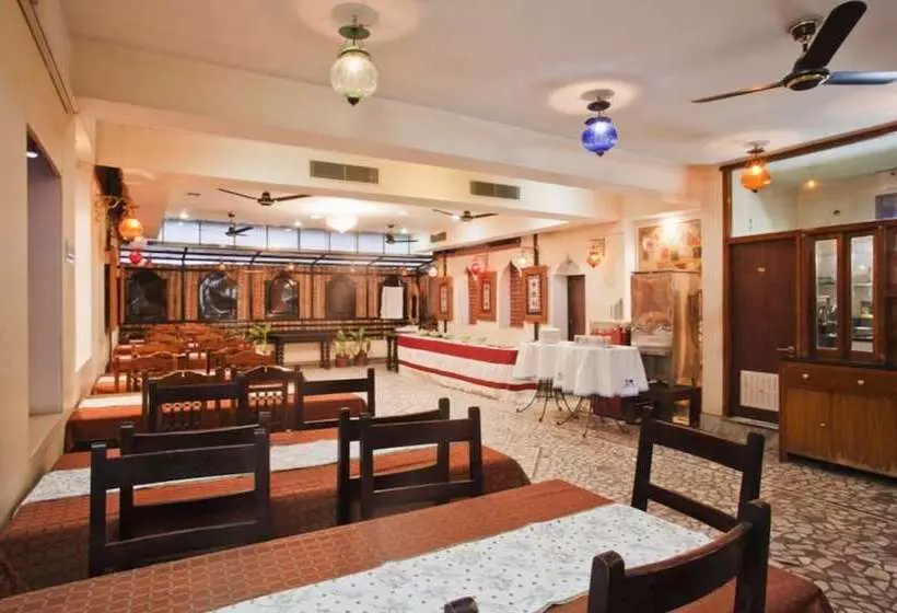 هتل Pioneer Plaza Jodhpur