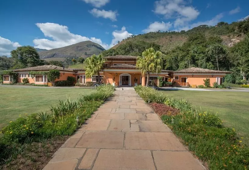 Hotelli Quinta Da Paz Resort