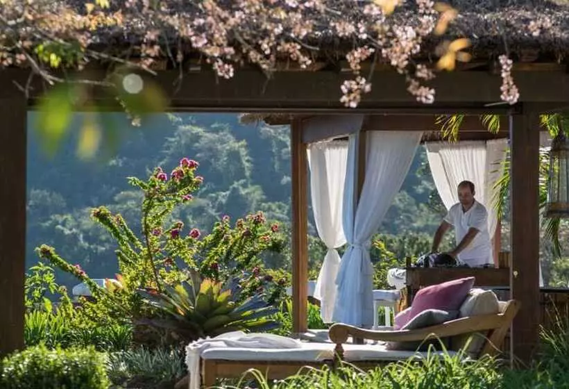 Hotelli Quinta Da Paz Resort