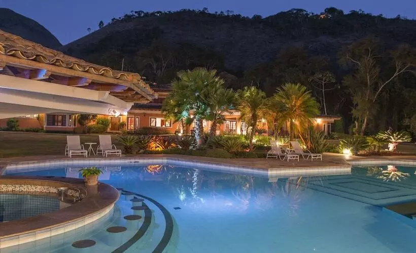 Hotelli Quinta Da Paz Resort