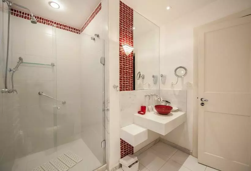 Hotelli Quinta Da Paz Resort