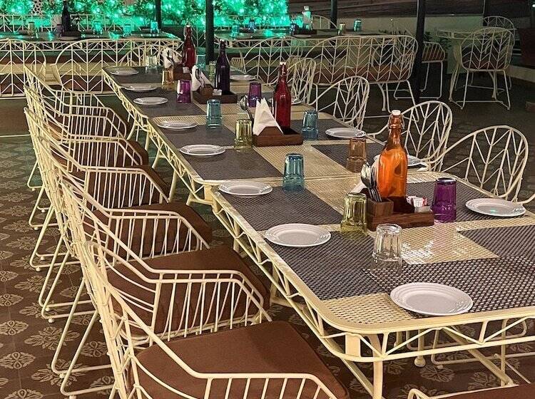 בית מלון כפרי Ratnawali – A Vegetarian Heritage