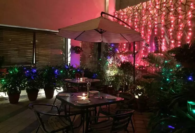 هتل Ratnawali – A Vegetarian Heritage