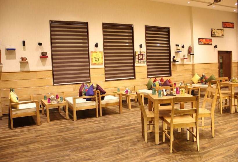 בית מלון כפרי Ratnawali – A Vegetarian Heritage