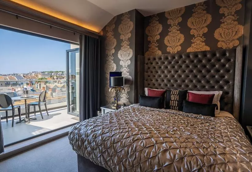 فندق Square Townhouse