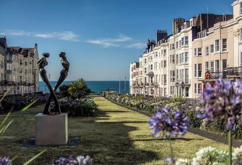 فندق Square Townhouse