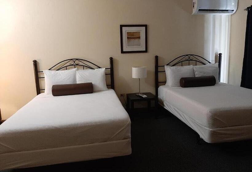 هتل Villa Del Sol