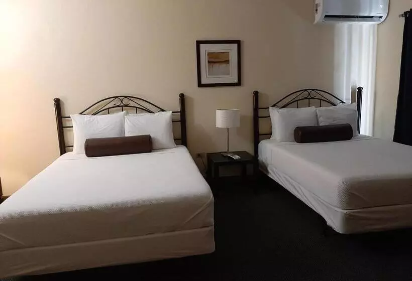 هتل Villa Del Sol