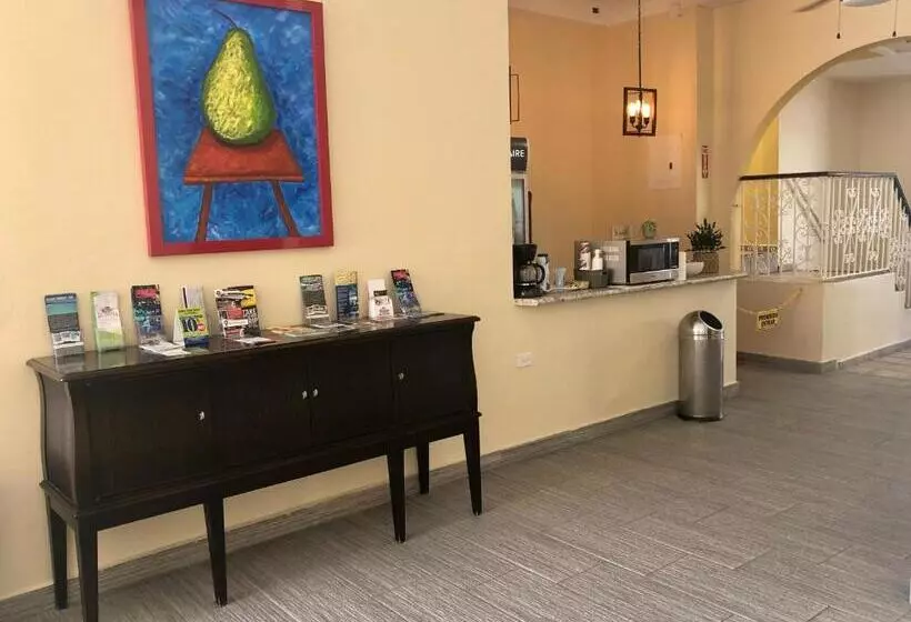 هتل Villa Del Sol