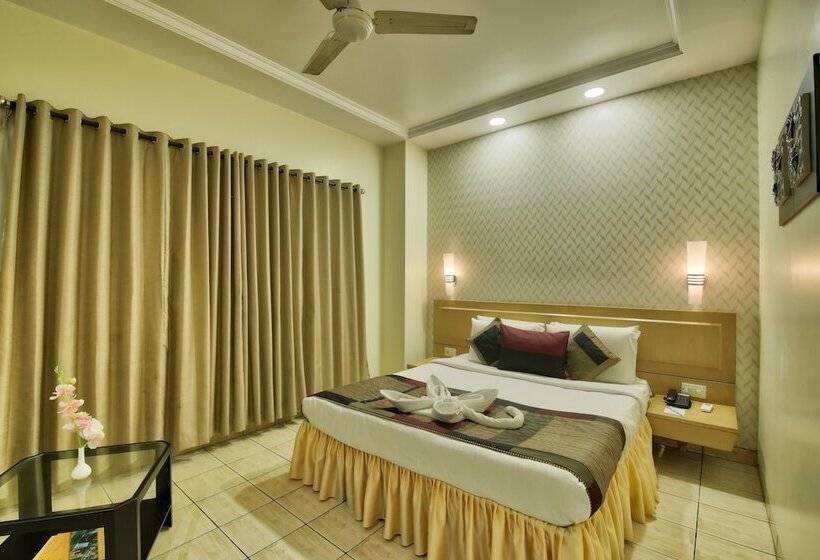 ホテル Vishwaratna