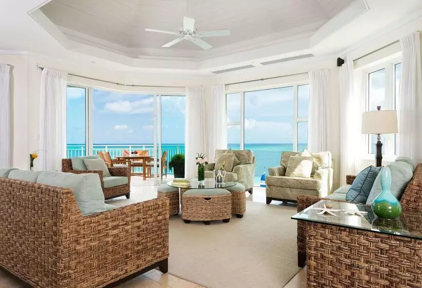 هتل West Bay Club