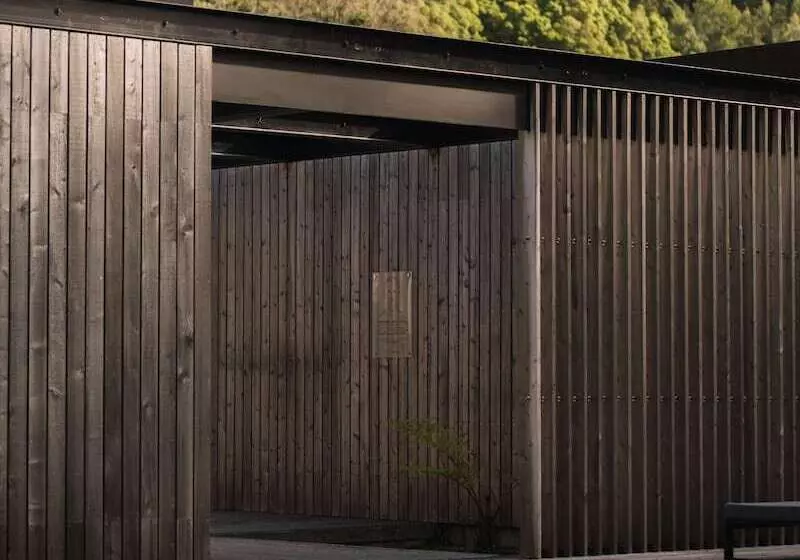 ベッドアンドブレックファースト Landescape Furnas