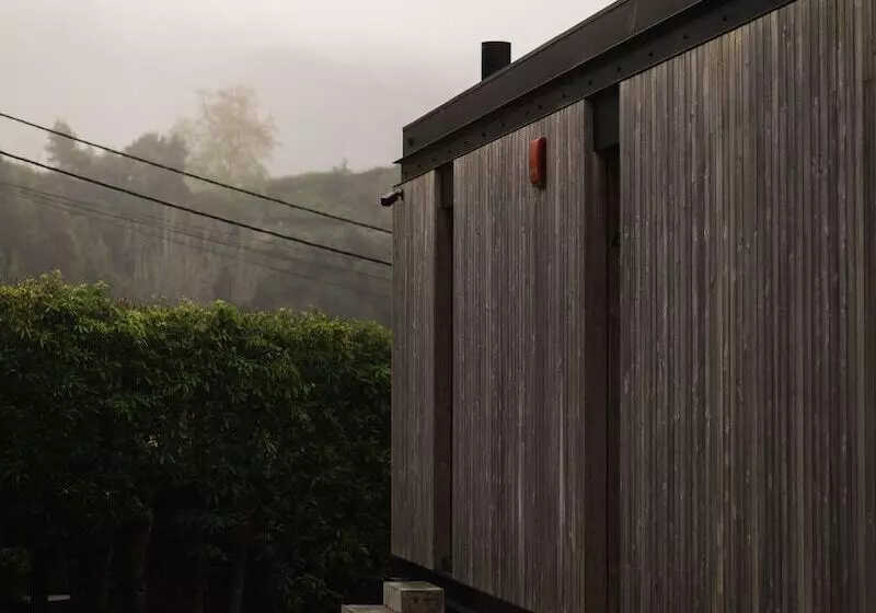 ベッドアンドブレックファースト Landescape Furnas