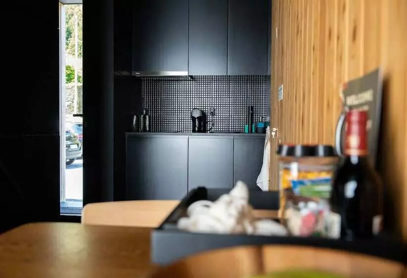 ベッドアンドブレックファースト Landescape Furnas