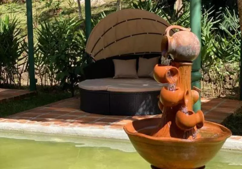 هتل Don Ernesto By La Chimba