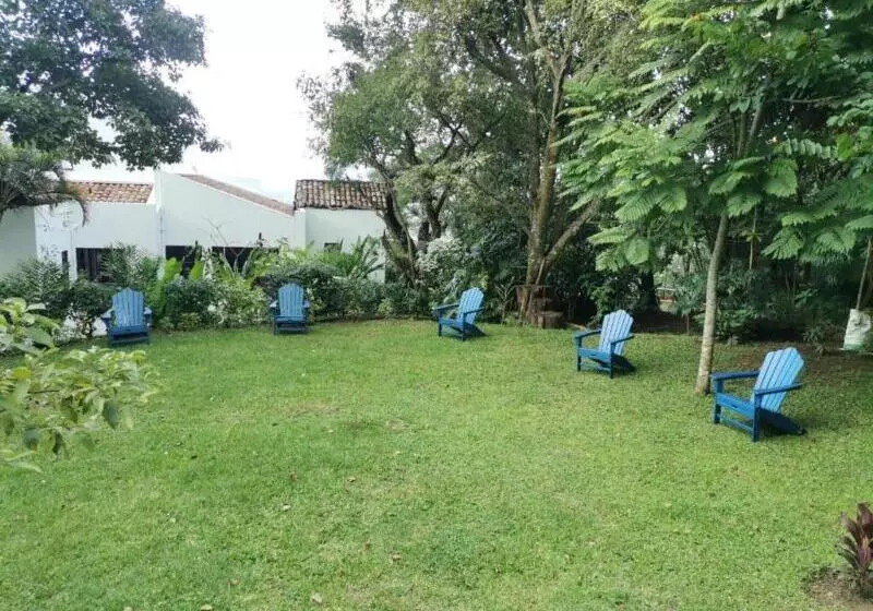 هتل Don Ernesto By La Chimba