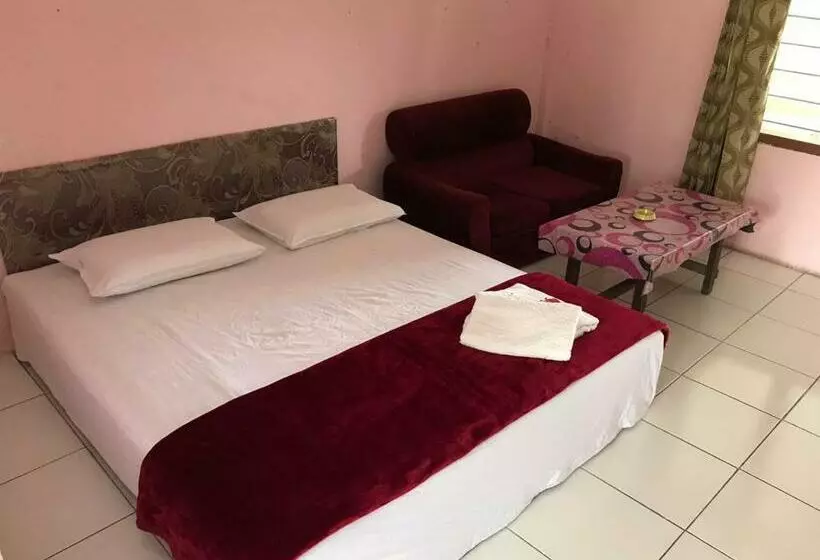 Hotelli Miranda At Desa Wisata Berastagi