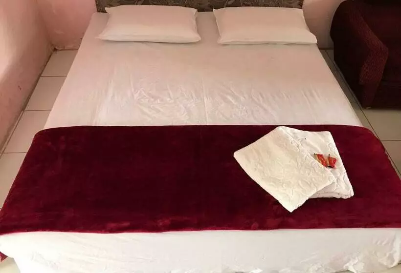 Hotelli Miranda At Desa Wisata Berastagi