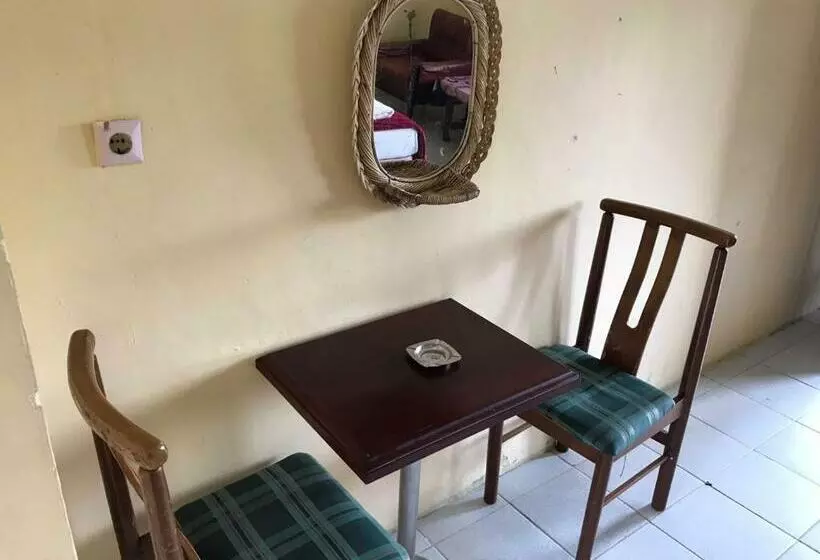 Hotelli Miranda At Desa Wisata Berastagi