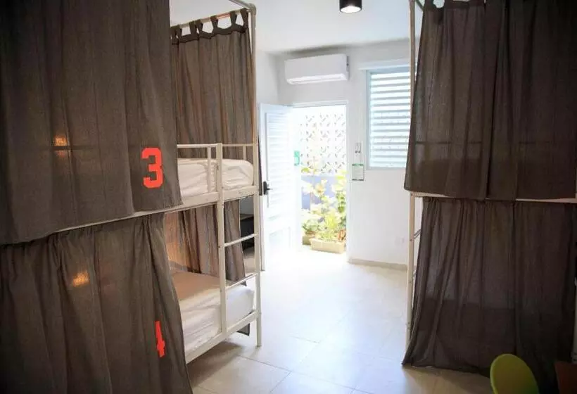 Nomada Beach Hostel Isla Verde