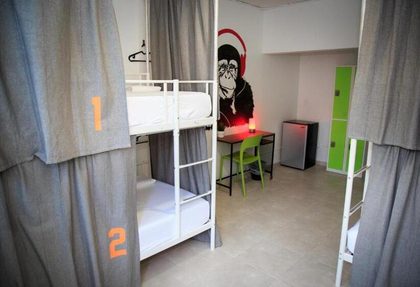 Nomada Beach Hostel Isla Verde