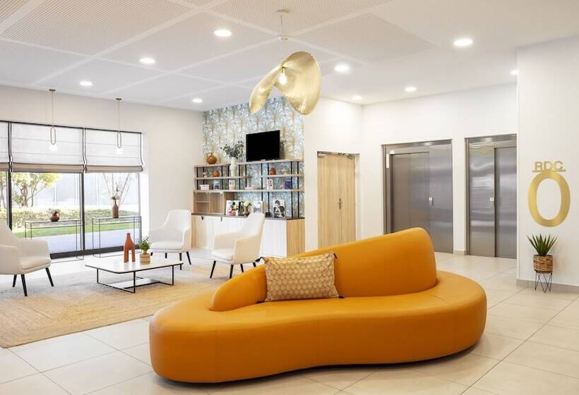 Residhome Nice Aeroport