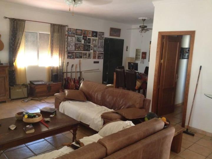 مبيت وإفطار Villa Tierra Roja