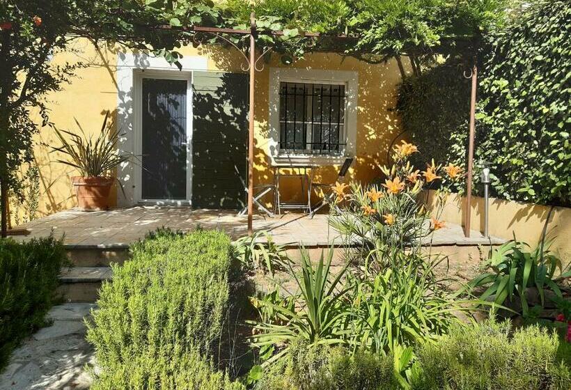 مبيت وإفطار Villa Xanadu