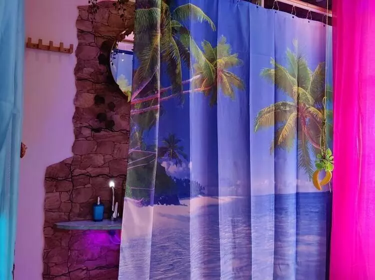 Aamiaismajoitus (B&B) Wonder Room Paraiso Magico Habitacion