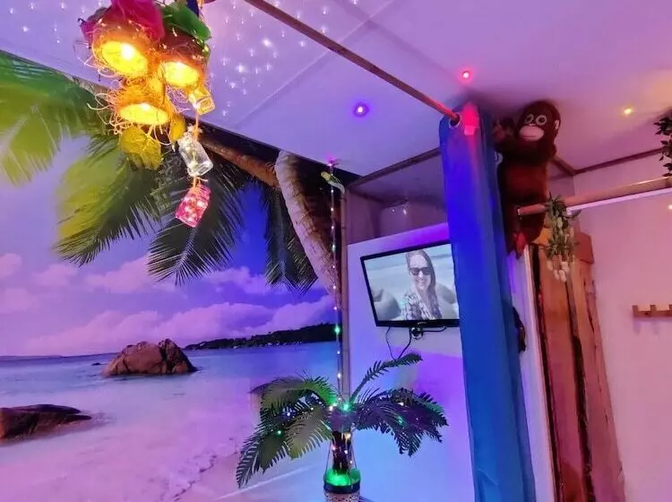 Aamiaismajoitus (B&B) Wonder Room Paraiso Magico Habitacion