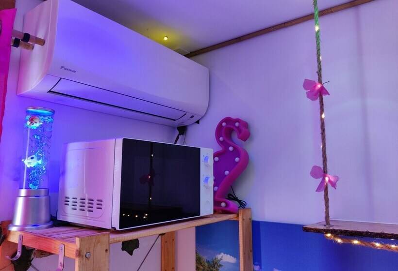 تختخواب و صبحانه Wonder Room Paraiso Magico Habitacion