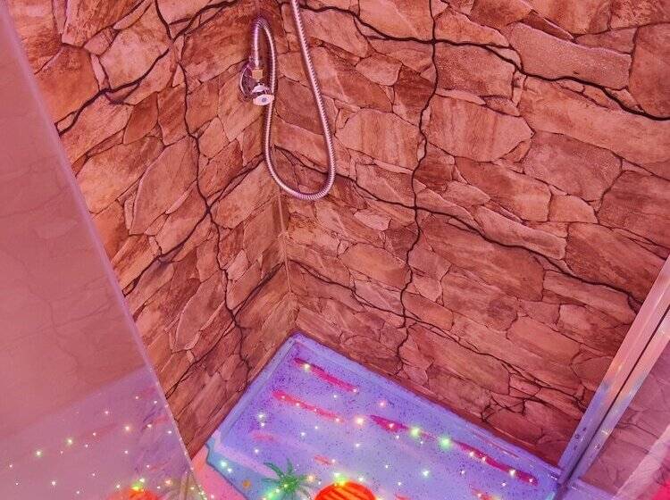 تختخواب و صبحانه Wonder Room Paraiso Magico Habitacion