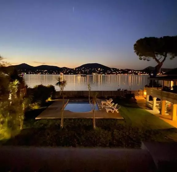 هتل Villa Playa Del Sol   B1e1
